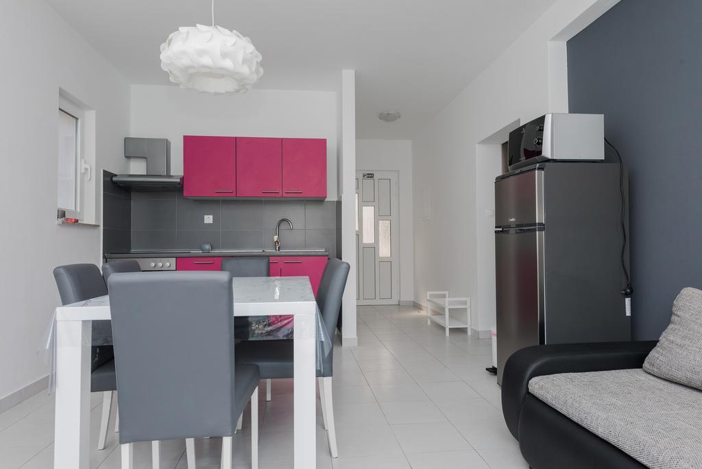 Apartment Dragan Grubisic Primosten Luaran gambar