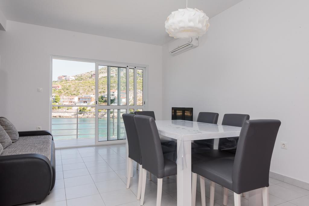 Apartment Dragan Grubisic Primosten Luaran gambar